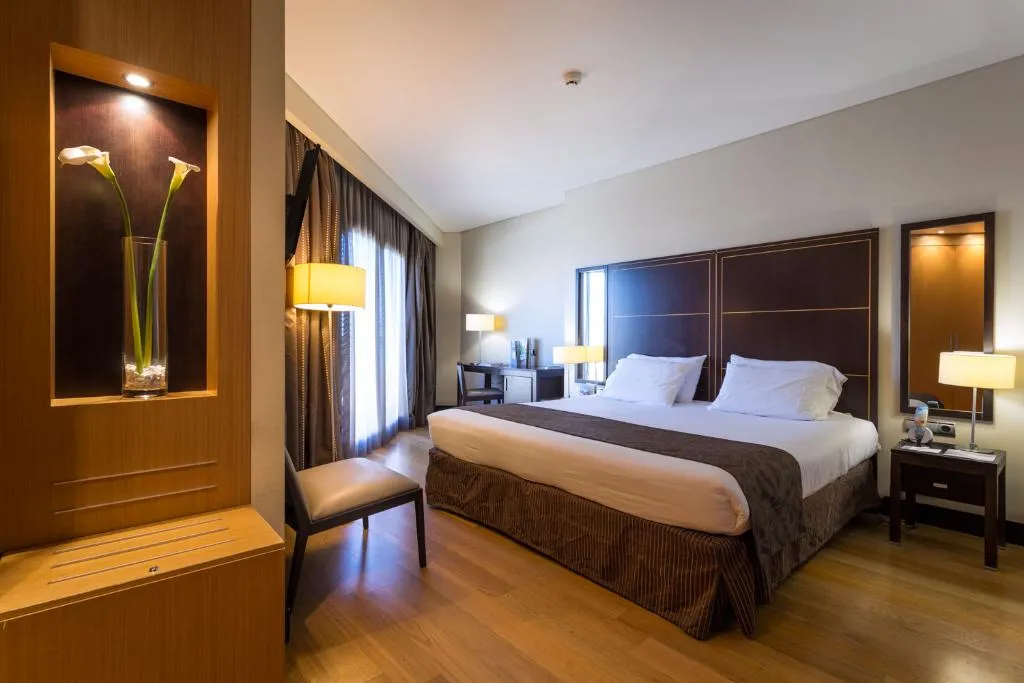 DOUBLE SINGLE USE WITH TERRACE Room, Eurostars Monumental, Barcelona