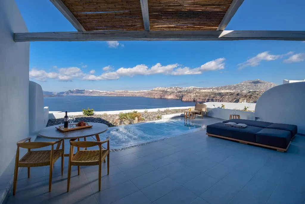 SUITE GRAND Room, Avatar Suites, Santorini
