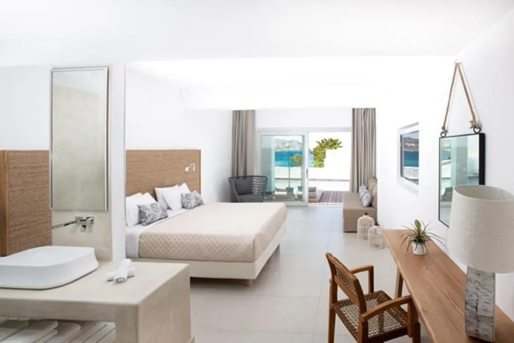 SUITE DELUXE SEA VIEW Room, Manoulas Beach, Mykonos