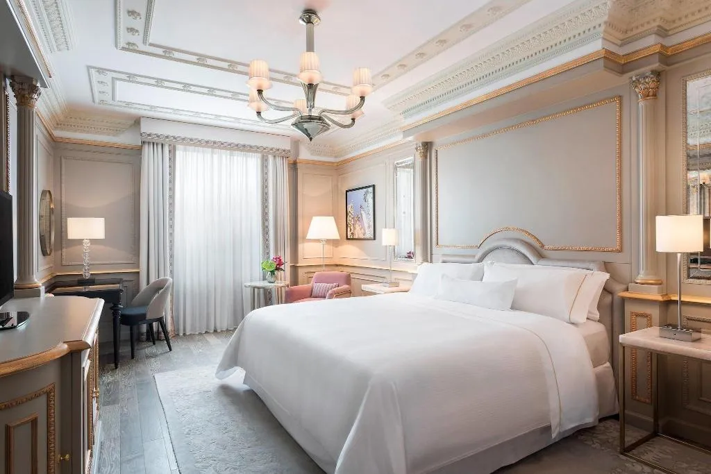 DOUBLE GRAND Room, The Westin Palace Milan, Milan