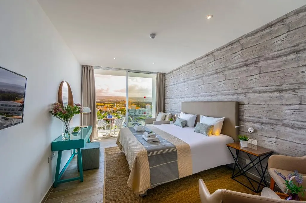 Room, Leonardo Plaza Cypria Maris Beach Hotel & Spa, Cyprus