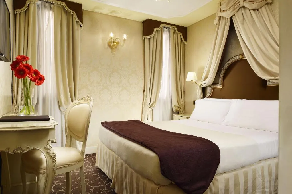 Room, Residenza Venezia By Gruppo Una, Venice