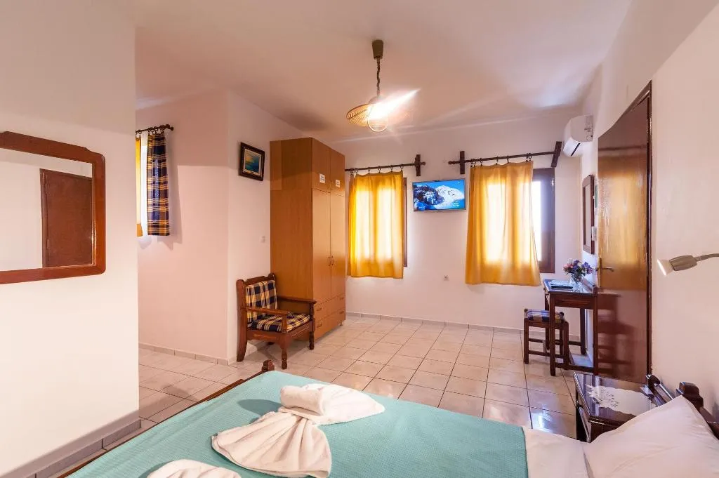 Room, Poco Loco Bed & Breakfast, Crete