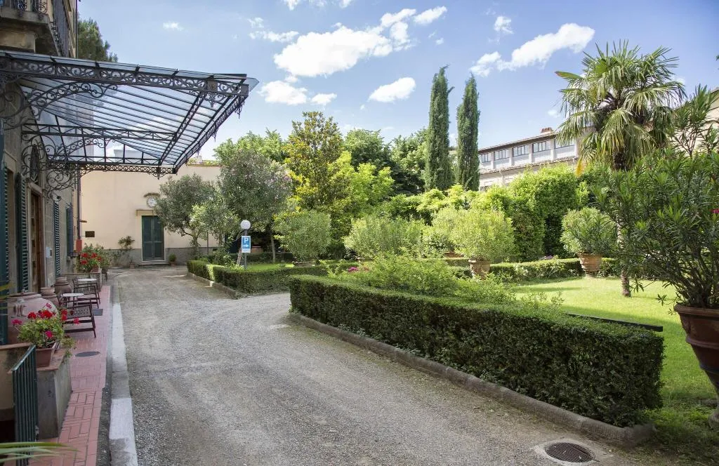 Terrace, Casa Santo Nome Di Gesu, Florence
