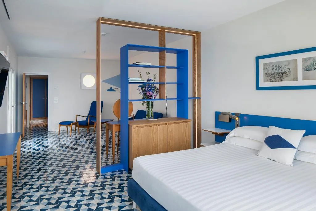 Room, Parco Dei Principi, Naples
