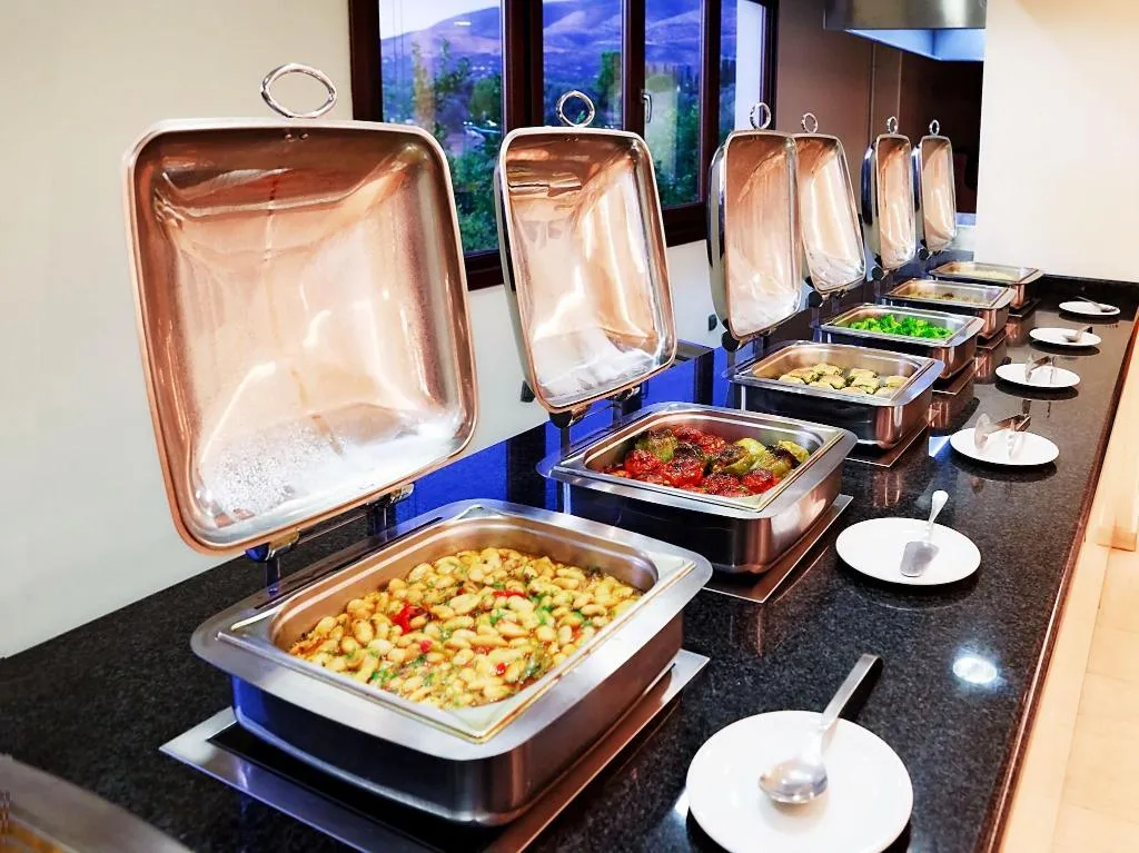 Sports and Entertainment, Miramare Hotel Eretria, Athens