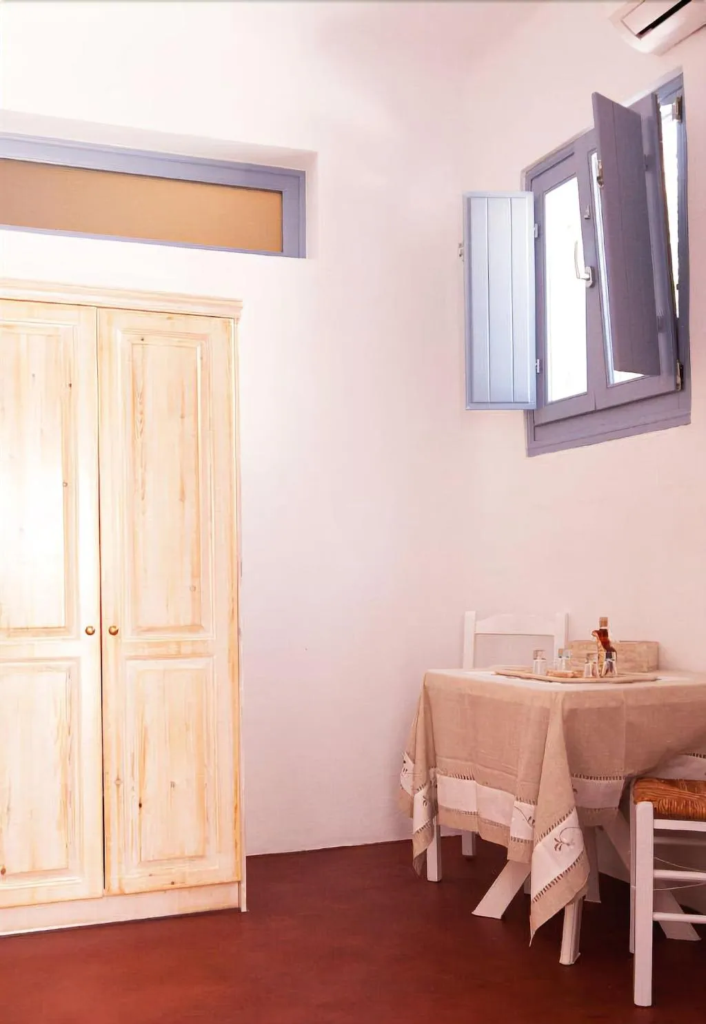 Room, Anatoli Hotel, Santorini