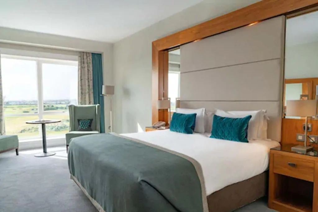DOUBLE DELUXE KING BED Room, Portmarnock Hotel and Golf Links, Dublin