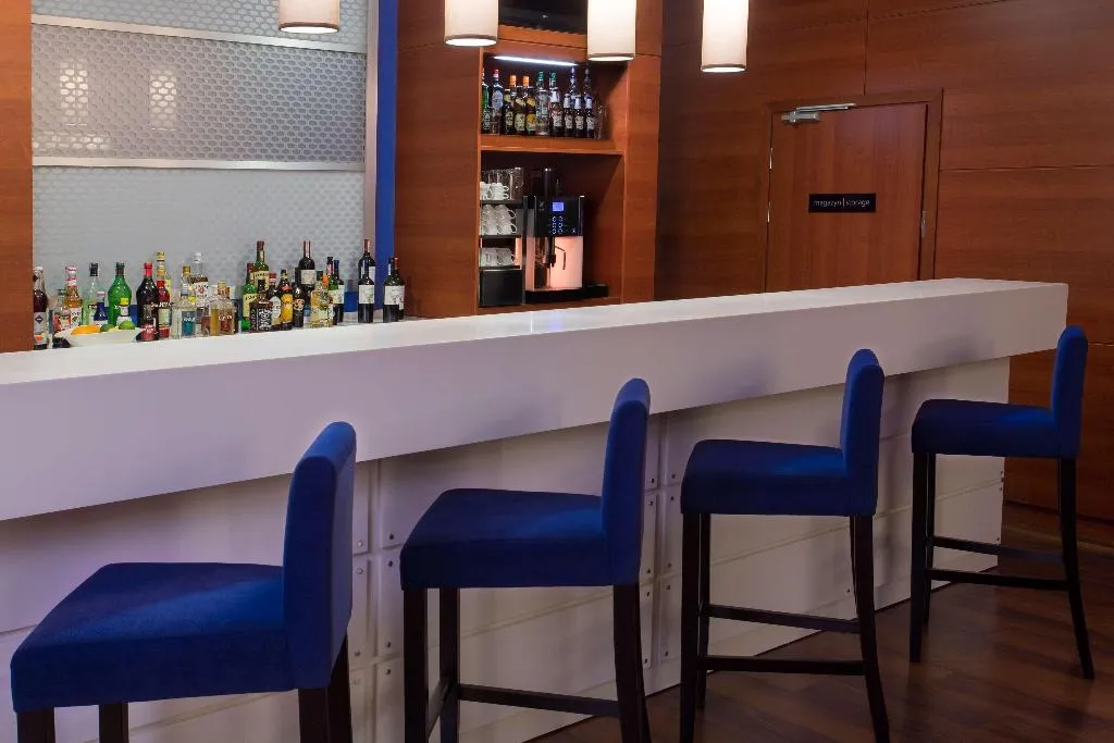 Bar, Hampton by Hilton Gdansk Airport, Gdansk