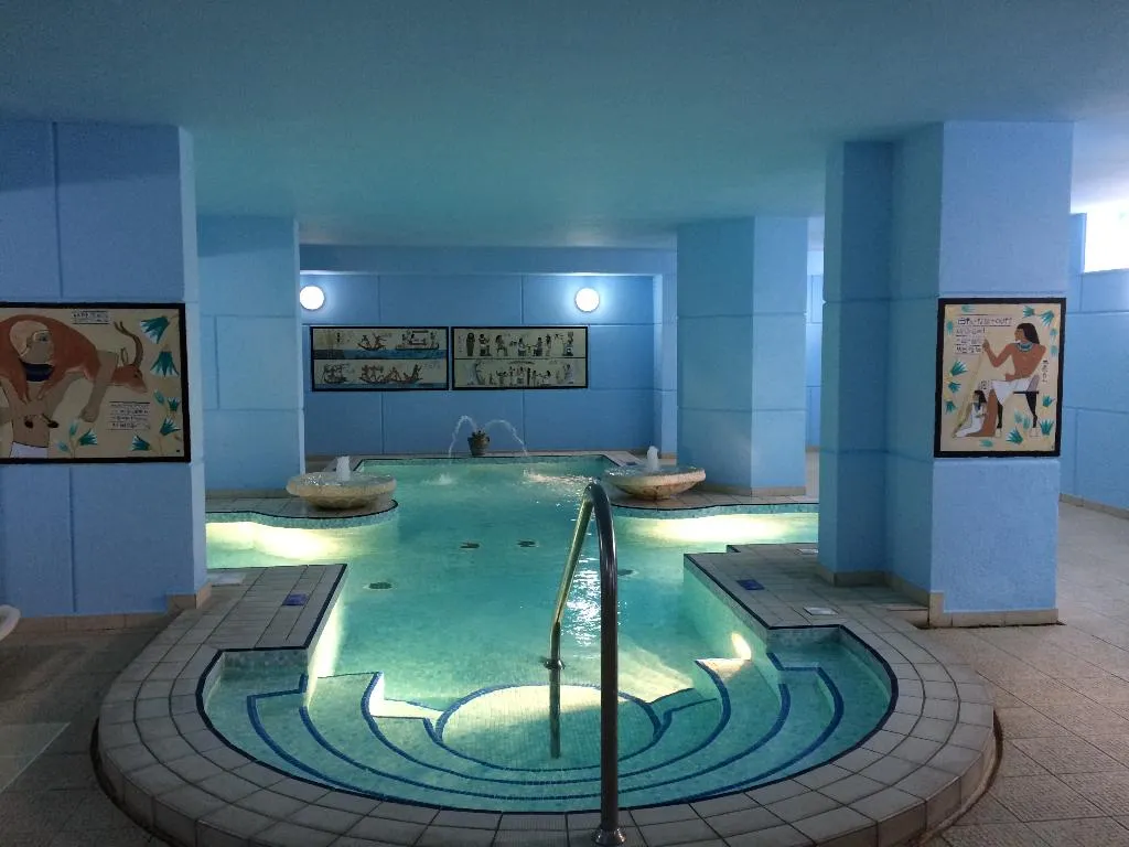 Pool, Topaz Hotel, Malta