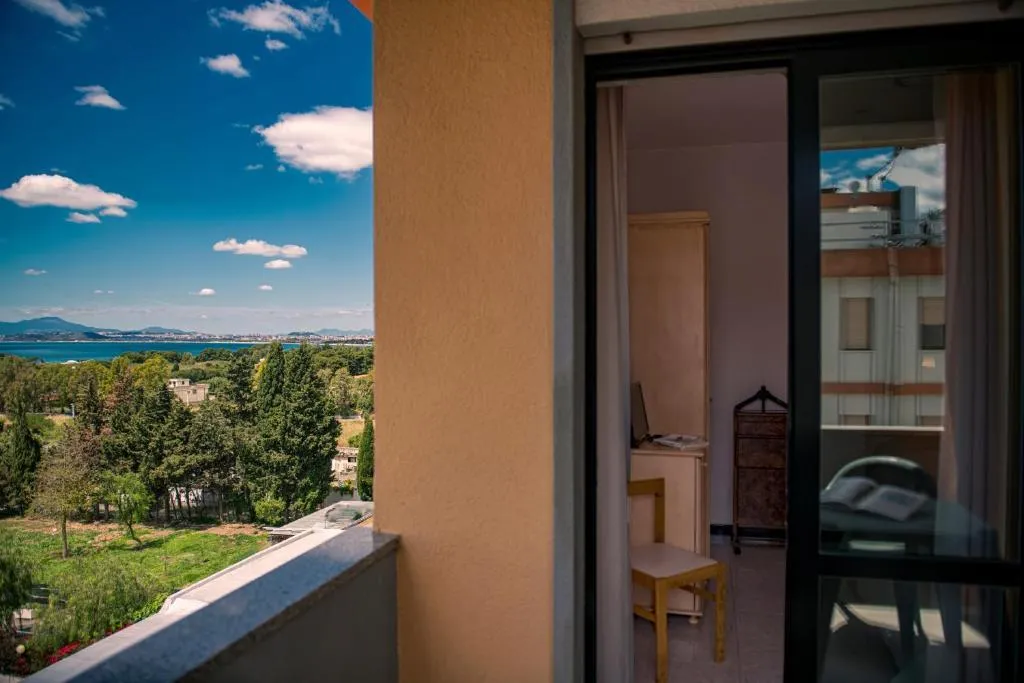 General view, Hotel Califfo, Cagliari