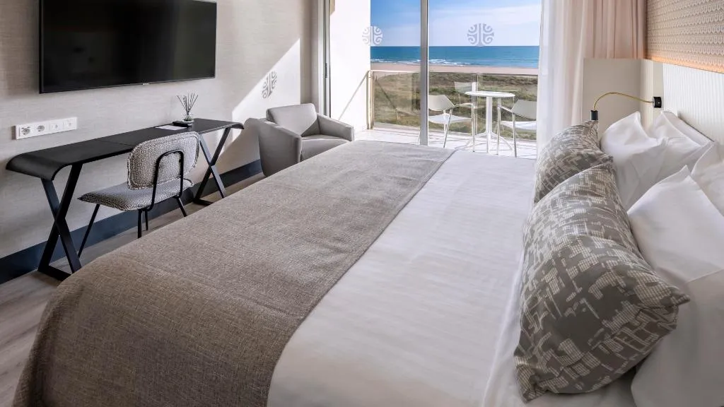 DOUBLE SINGLE USE EXECUTIVE SEA VIEW Room, Bel Air Hotel, Barcelona