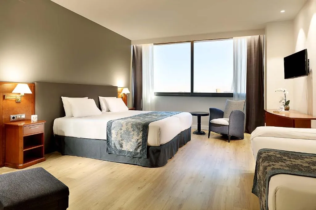 Double or Twin STANDARD Room, Exe Isla Cartuja, Seville