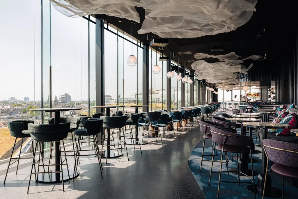 Bar, DoubleTree by Hilton Amsterdam Centraal Station, Amsterdam