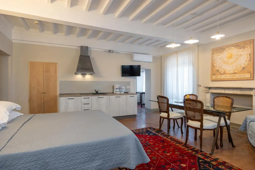 SUITE WITH TERRACE WITH VIEWS Room, San Michele, Perugia