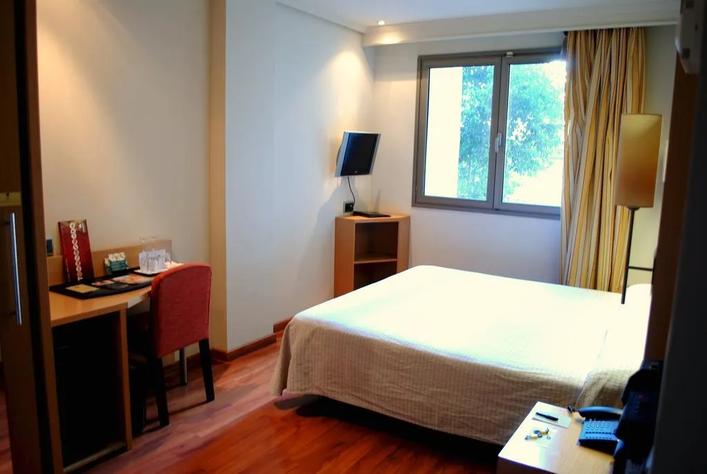 DOUBLE SINGLE USE STANDARD Room, Abba Rambla, Barcelona