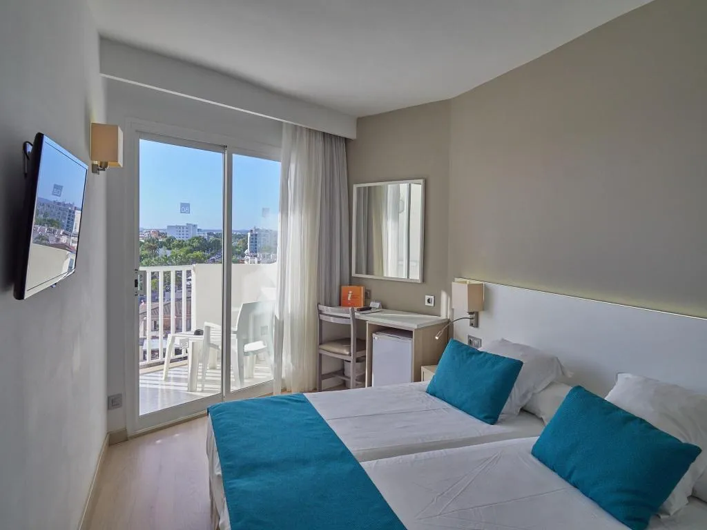 DOUBLE POOL VIEW Room, BQ Delfin Azul, Majorca