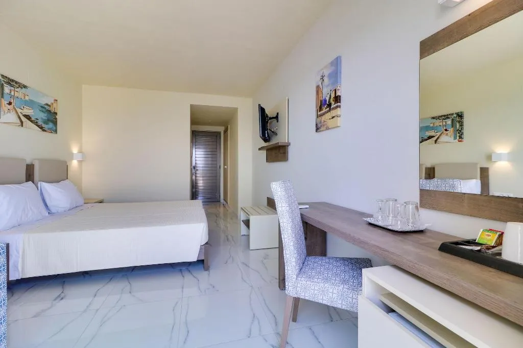 Room, Harmony Rethymno Beach, Crete