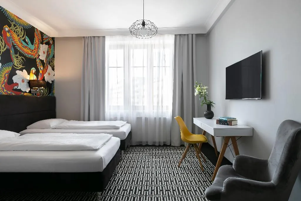 Double or Twin STANDARD Room, Liv'Inn Aparthotel, Krakow