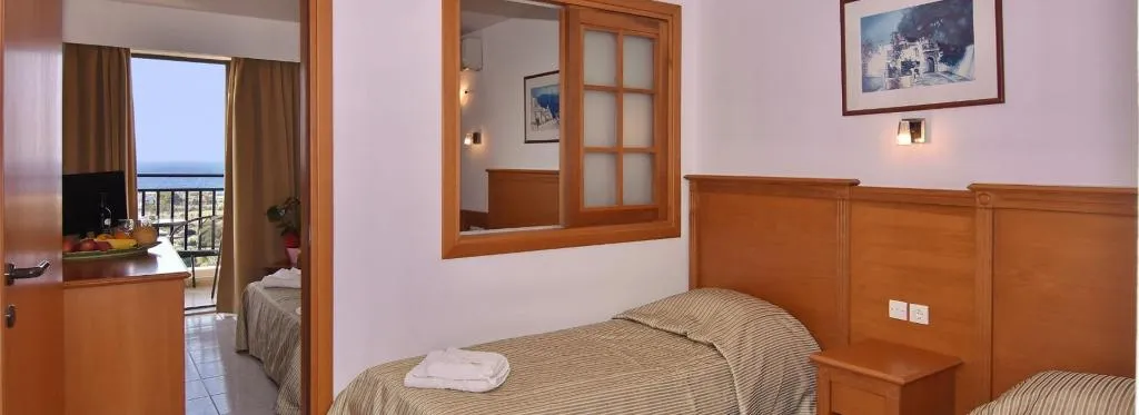 FAMILY ROOM STANDARD Room, Ocean Heights View, Crete