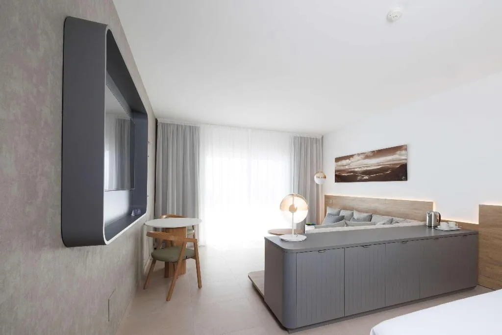 Room, Radisson Blu Resort Lanzarote, Lanzarote
