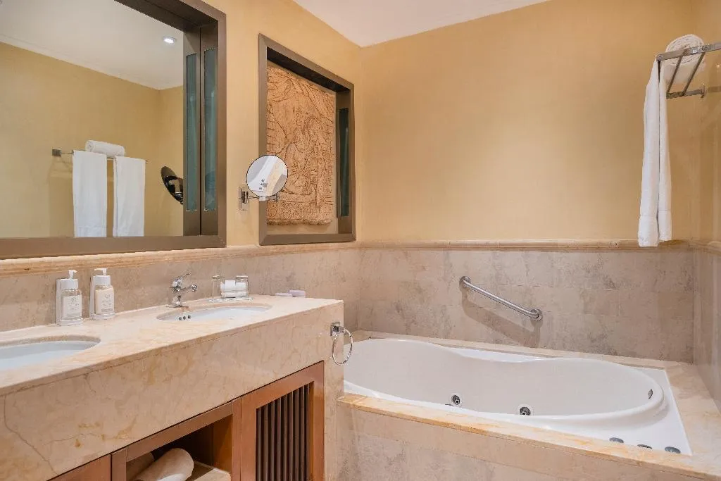 JUNIOR SUITE POOL VIEW Room, Iberostar Selection Paraiso Maya Suites AI, Cancun Area