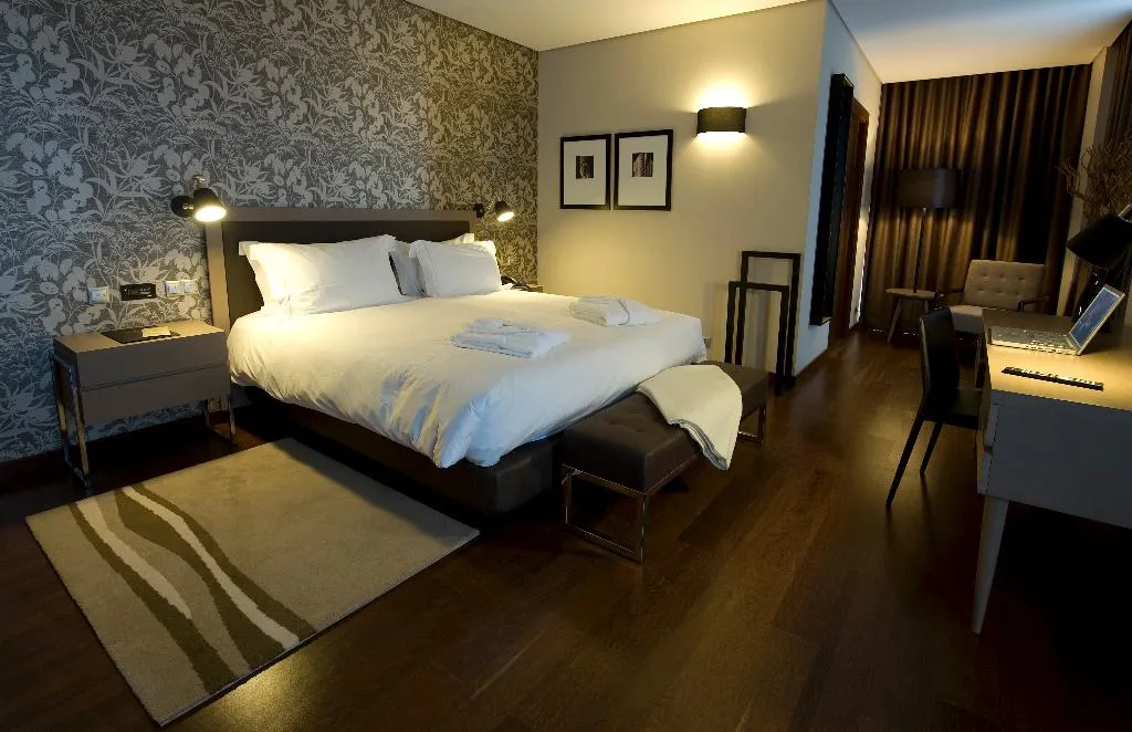 JUNIOR SUITE STANDARD Room, Villa Batalha, Porto