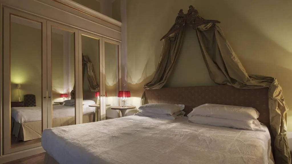 TWIN DELUXE Room, Palazzo Di Camugliano, Florence