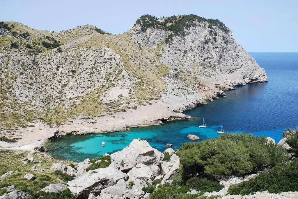 Sports and Entertainment, Villa Station Las Salinas, Majorca