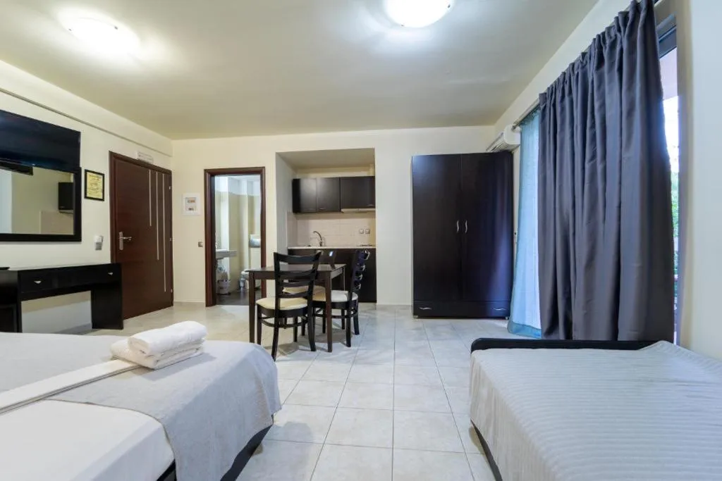 Room, Golden Rose, Crete