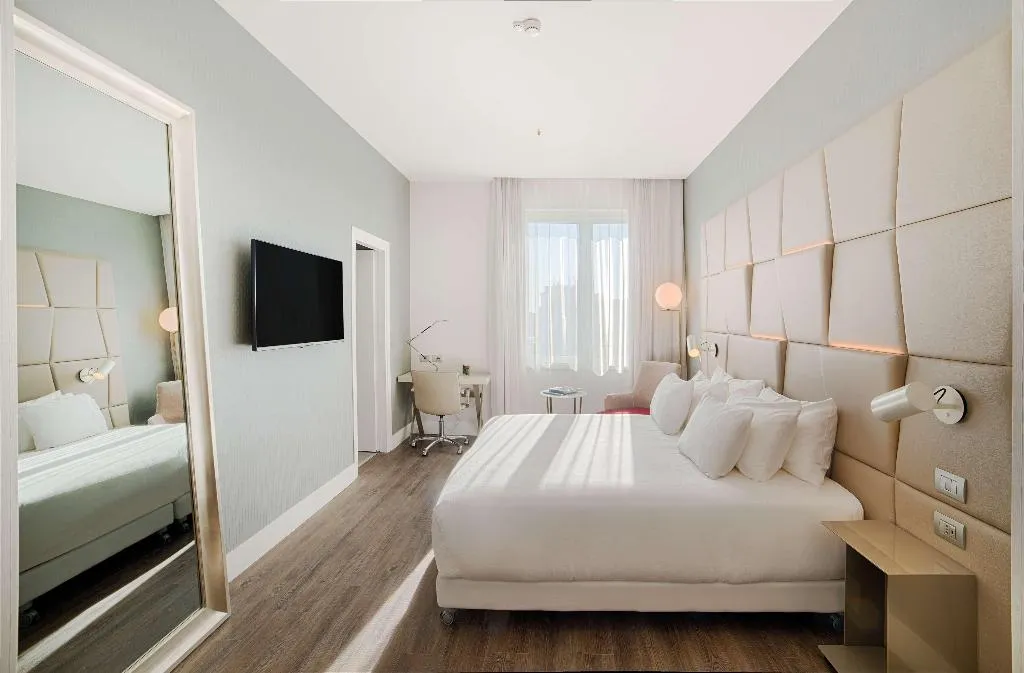 DOUBLE PREMIUM Room, NH Collection Roma Palazzo Cinquecento, Rome