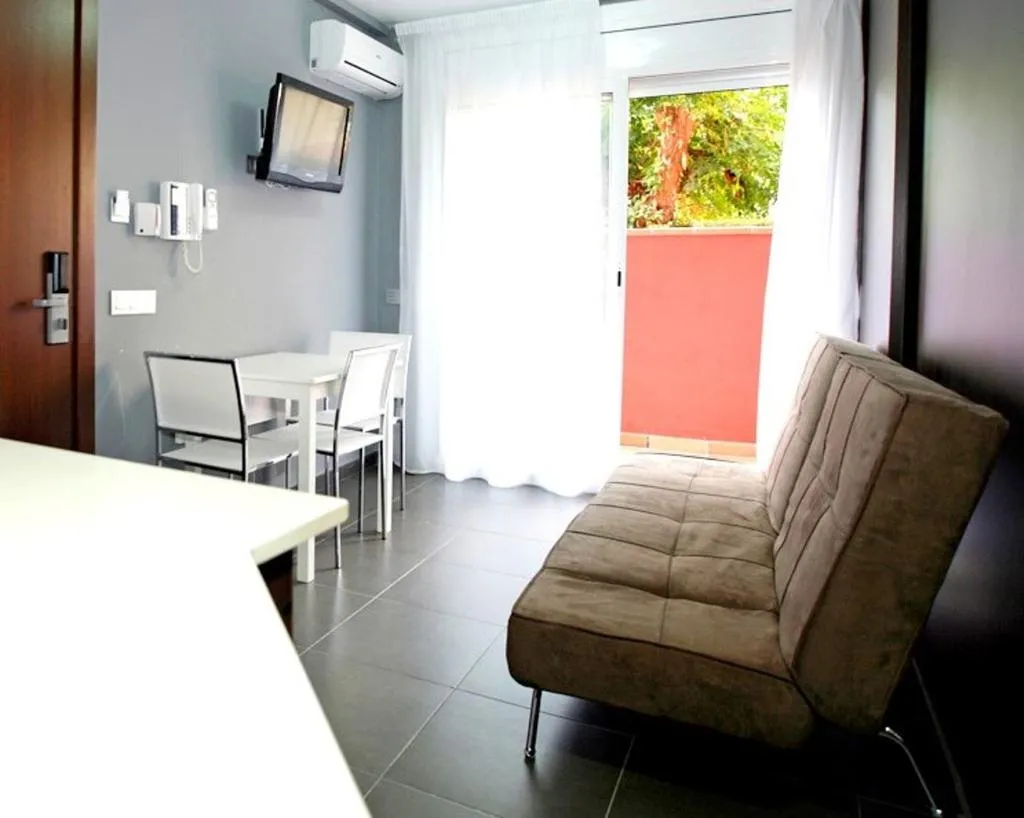APARTMENT CAPACITY 2 Room, Vilassar, Barcelona