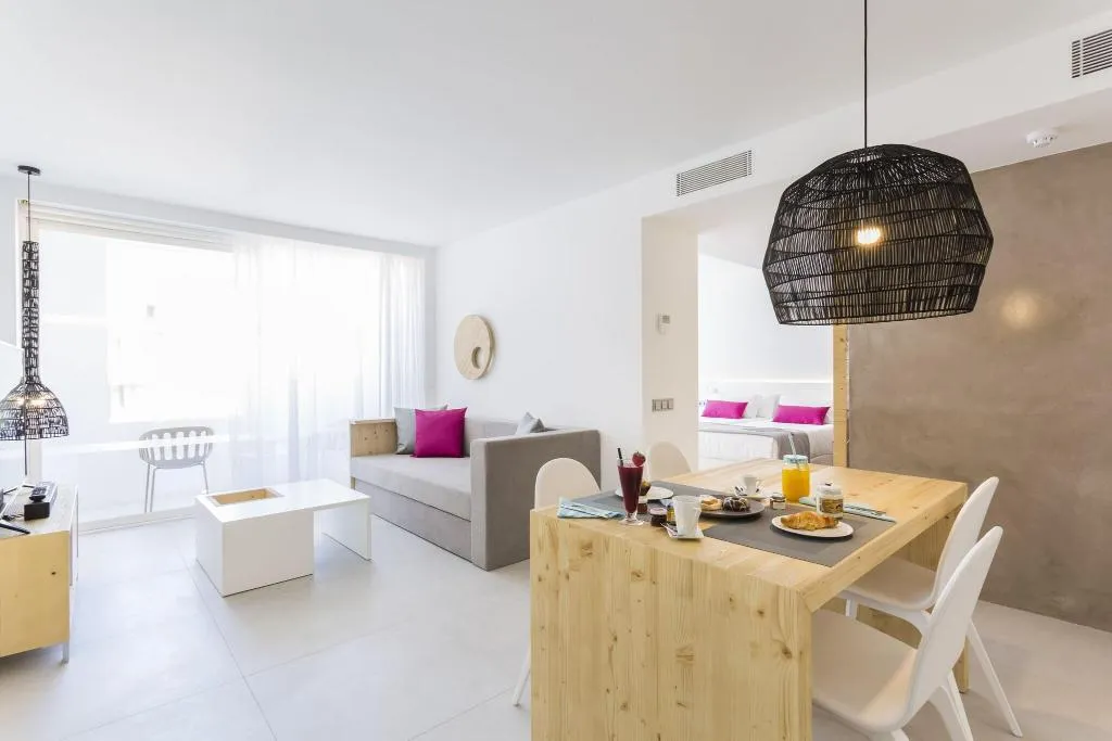 JUNIOR SUITE Accessible Room, One Ibiza Suites, Ibiza