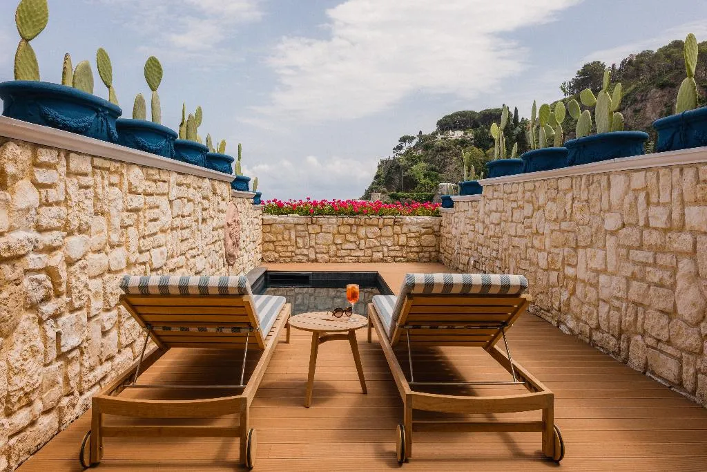 SUITE POOL VIEW Room, Mazzarò Sea Palace, Taormina