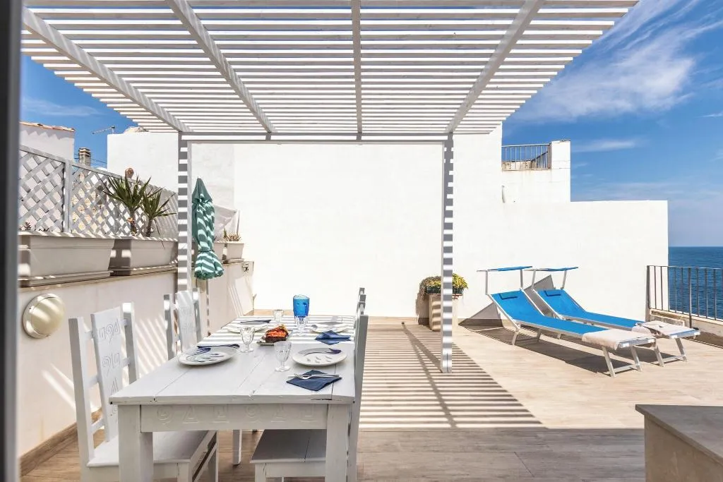 Terrace, Giuggiulena, Catania