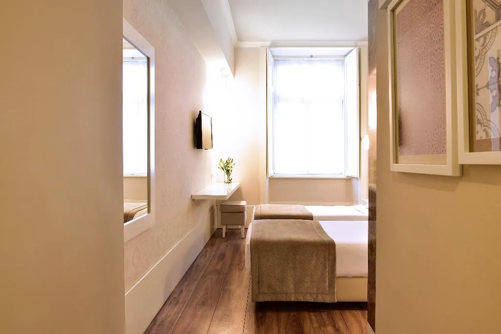 Double or Twin CONNECTING ROOM Room, My Story Hotel Ouro, Lisbon