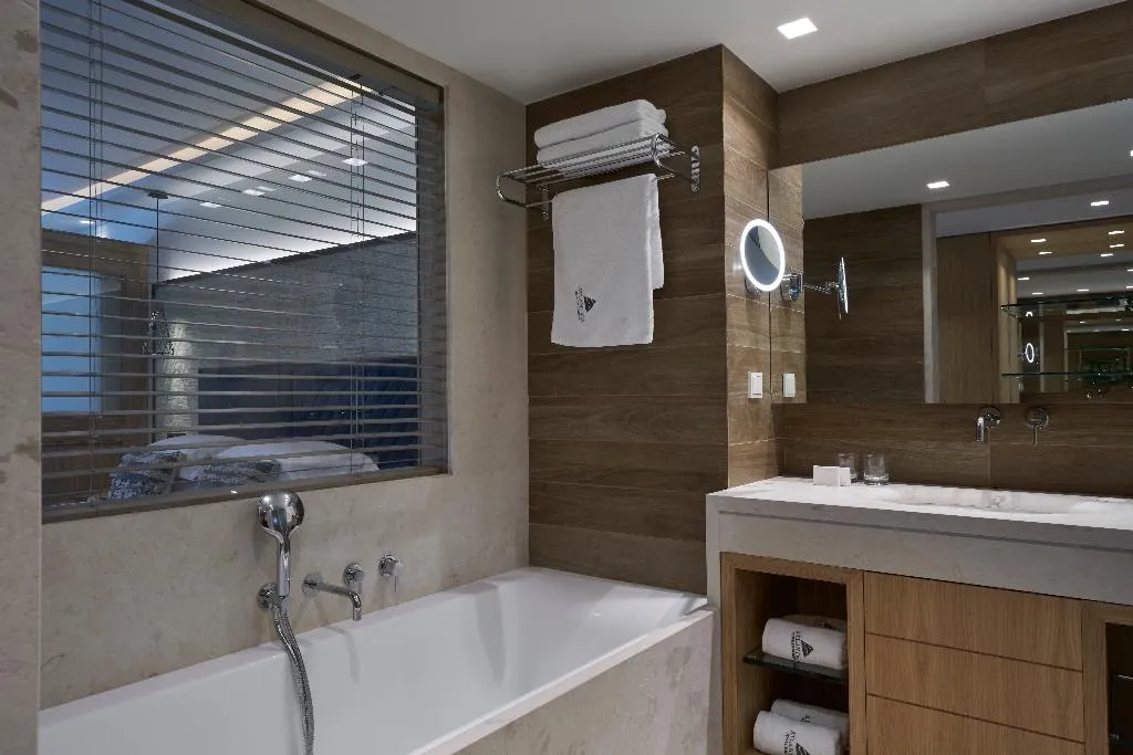 FAMILY ROOM POOL VIEW Room, Atlantica Aegean Blue, Rhodes