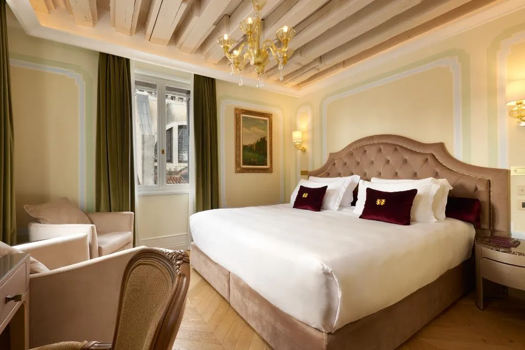DOUBLE PRESTIGE Room, Palazzo Giovanelli e Gran Canal, Venice
