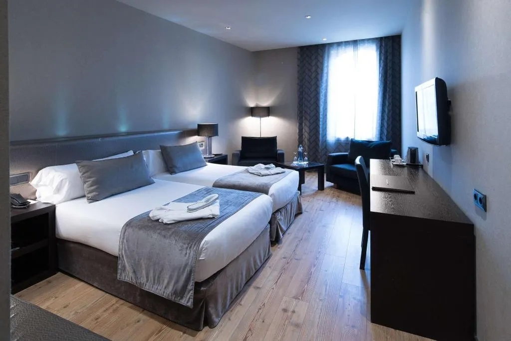 DOUBLE SUPERIOR Room, Catalonia Portal De L'Angel Hotel, Barcelona