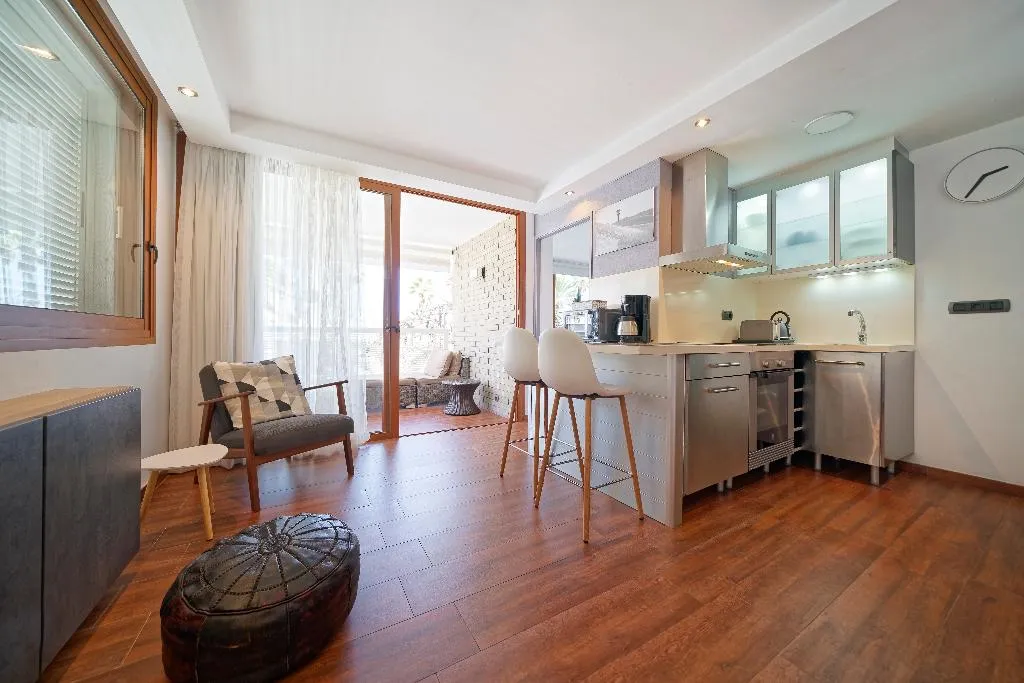 APARTMENT DELUXE WITH BALCONY Room, Apartamentos Tamara, Gran Canaria