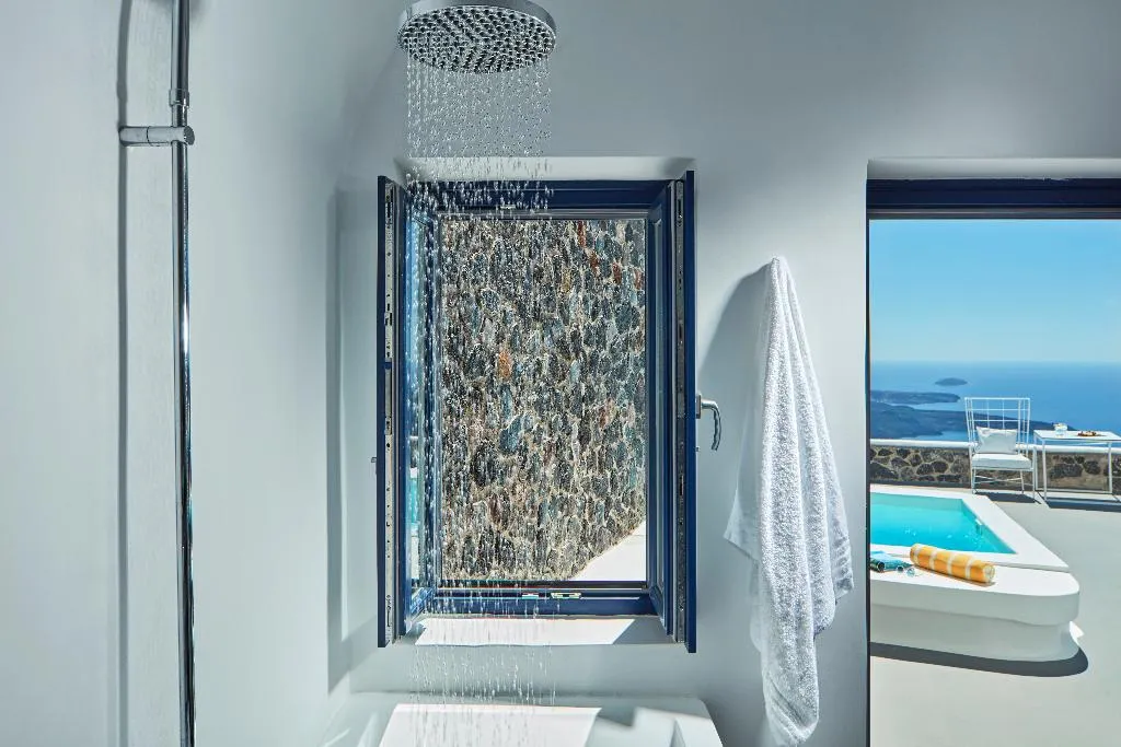 SUITE WITH PRIVATE POOL Room, Katikies Chromata Santorini - The Leading Hotels, Santorini