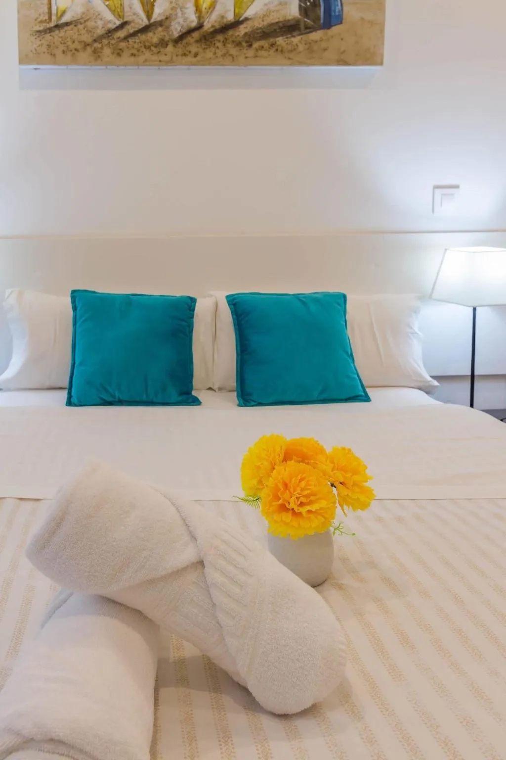 Room, A&Z Javier Cabrini, Madrid
