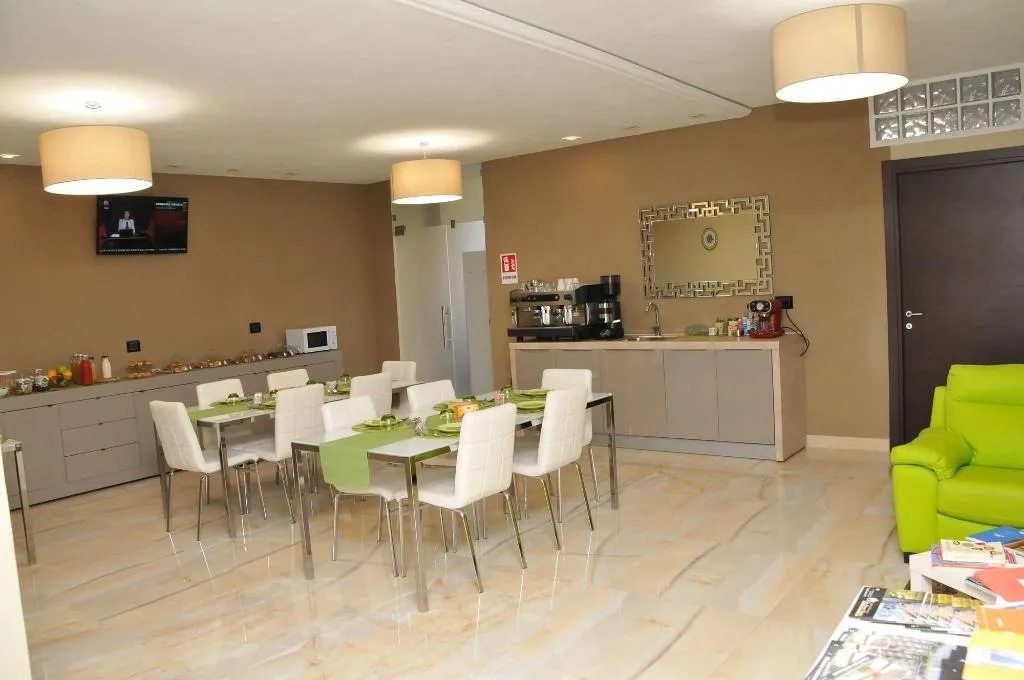 Lobby, Beverello Suite, Naples