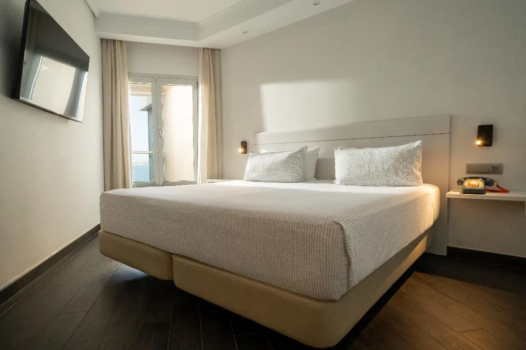 TOWNHOME SEA VIEW Room, Innside Alicante Porta Maris, Costa Blanca