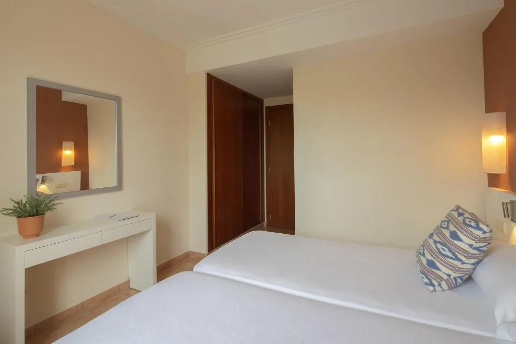 APARTMENT STANDARD Room, HM Mar Blau, Majorca