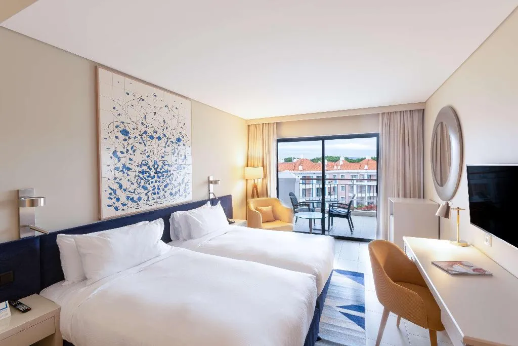 TWIN DELUXE POOL VIEW Room, Hilton Vilamoura As Cascatas Golf Resort & Spa, Algarve