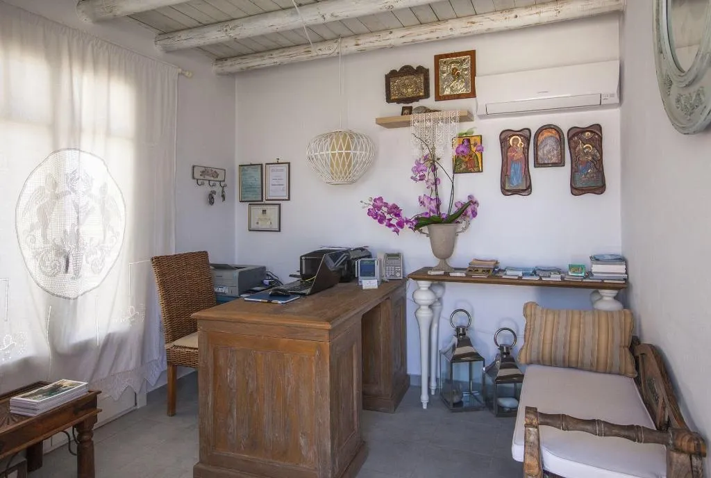 Lobby, Miland Suites, Santorini