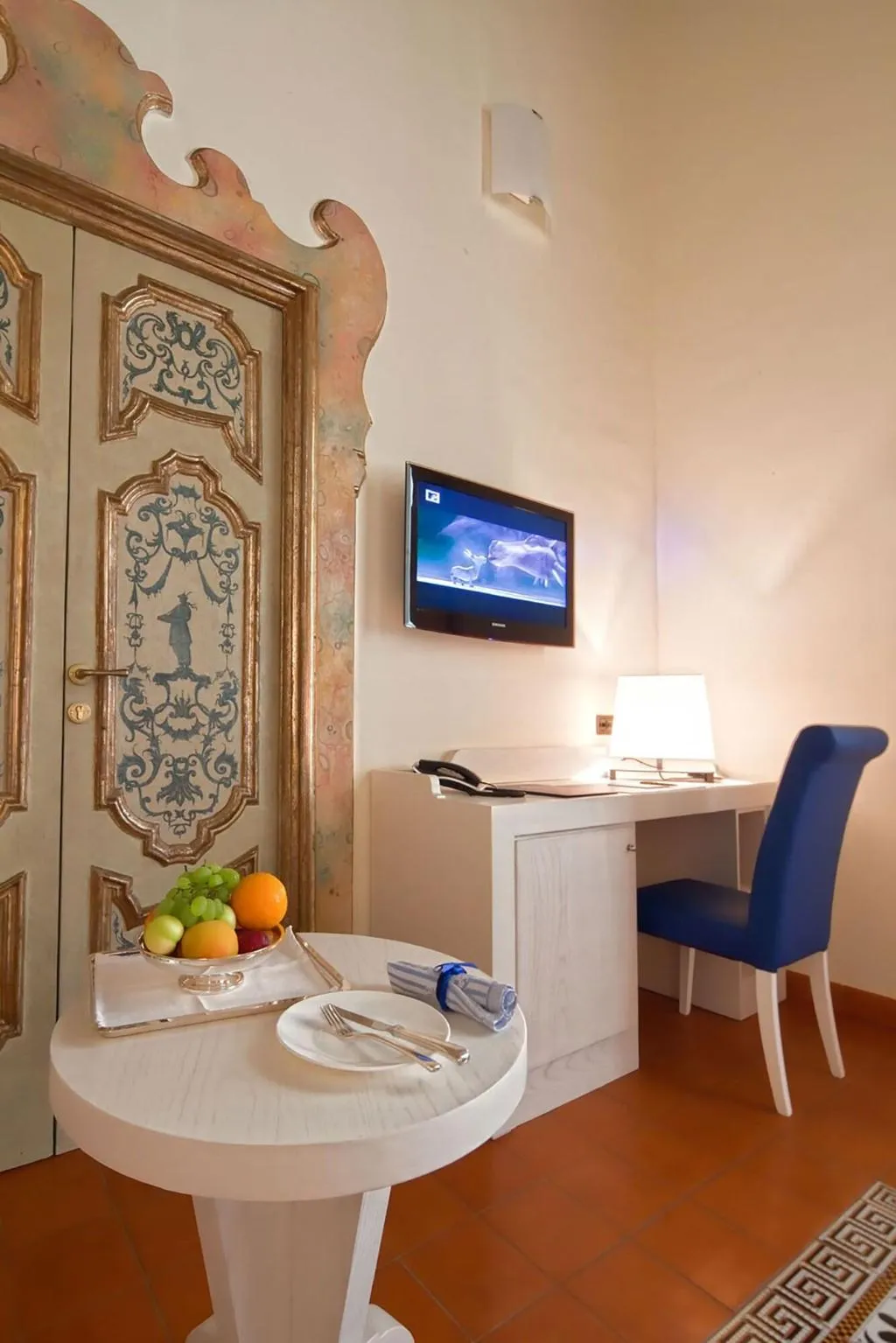 JUNIOR SUITE WITH DOUBLE BED Room, Maison Tofani, Naples