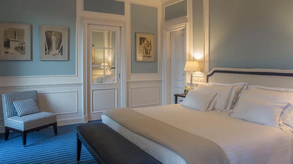 DOUBLE EXECUTIVE Room, Hotel Lungarno, Florence