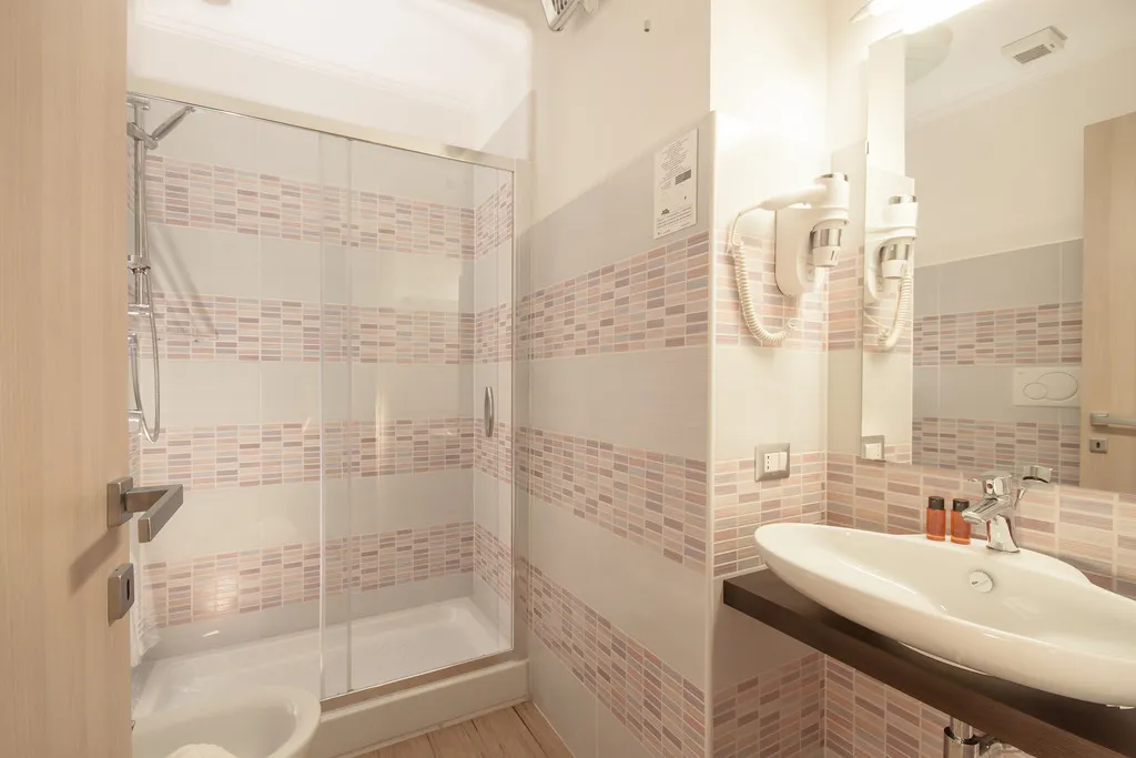 DOUBLE STANDARD Room, Rome Kings Suite, Rome